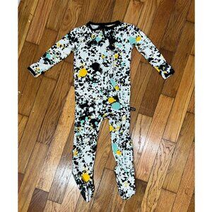 PRE-OWNED - Peregrine Kidswear Splatter Paint Footie Onesie Size 18-24 Months